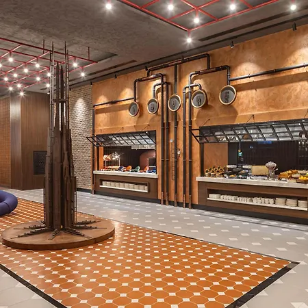 Canopy By Hilton Bomonti 5* איזמיר