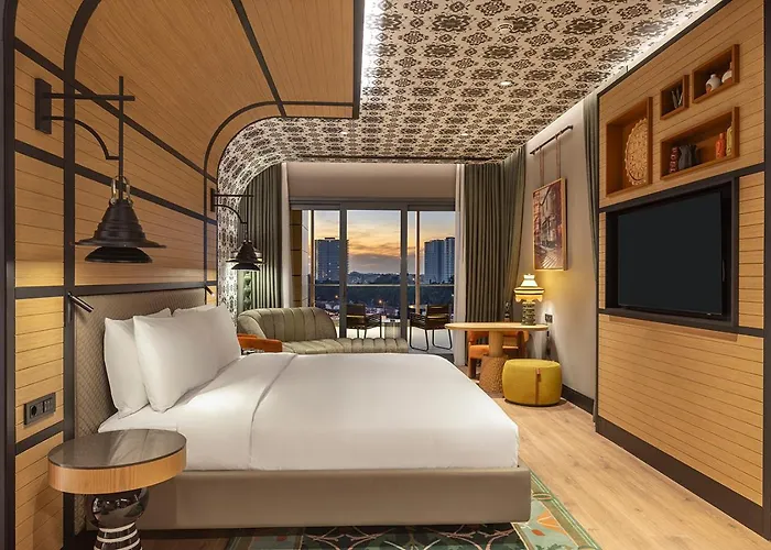 Canopy By Hilton Bomonti