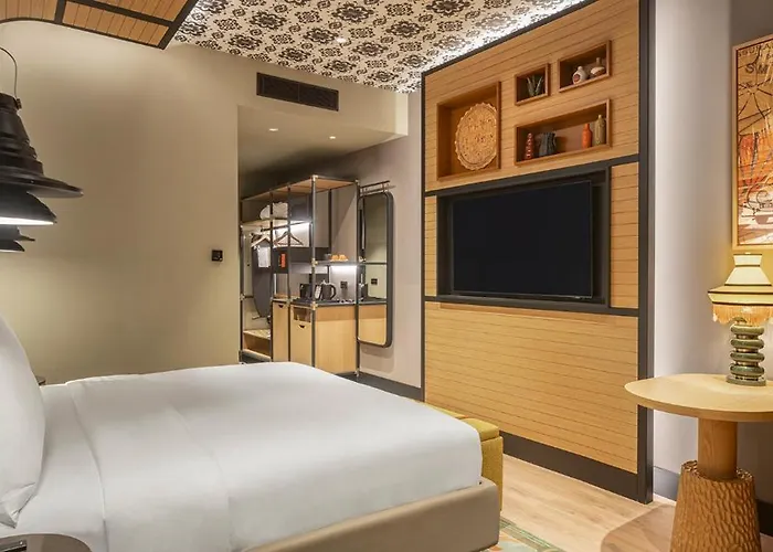 Canopy By Hilton Bomonti Hotel İzmir