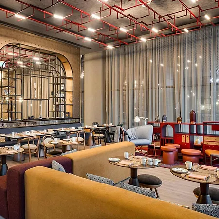 Hotel Canopy By Hilton Bomonti 5*