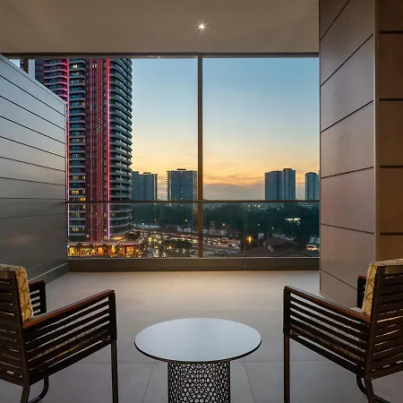 Hotel Canopy By Hilton Bomonti 5*