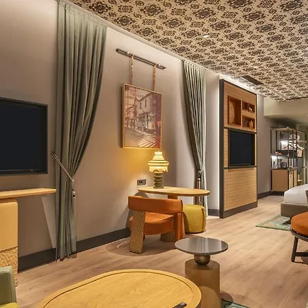 Canopy By Hilton Bomonti 5*