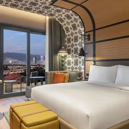 Hotel Canopy By Hilton Bomonti 5*