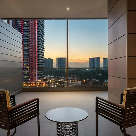 Canopy By Hilton Bomonti Izmir