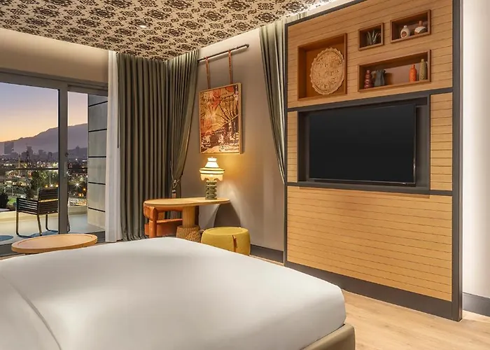 Canopy By Hilton Bomonti Hotel 5*