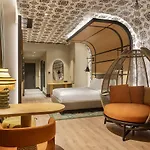 Hotel Canopy By Hilton Bomonti İzmir