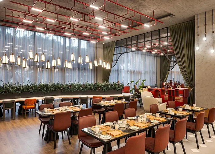 Canopy By Hilton Bomonti 5*