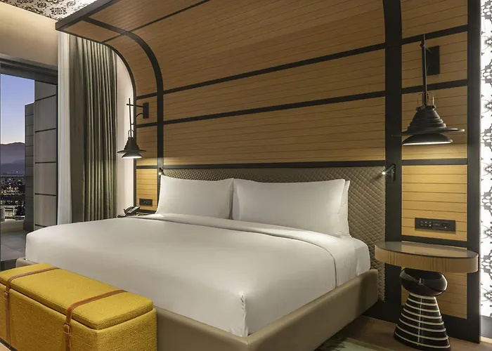 Canopy By Hilton Bomonti Izmir